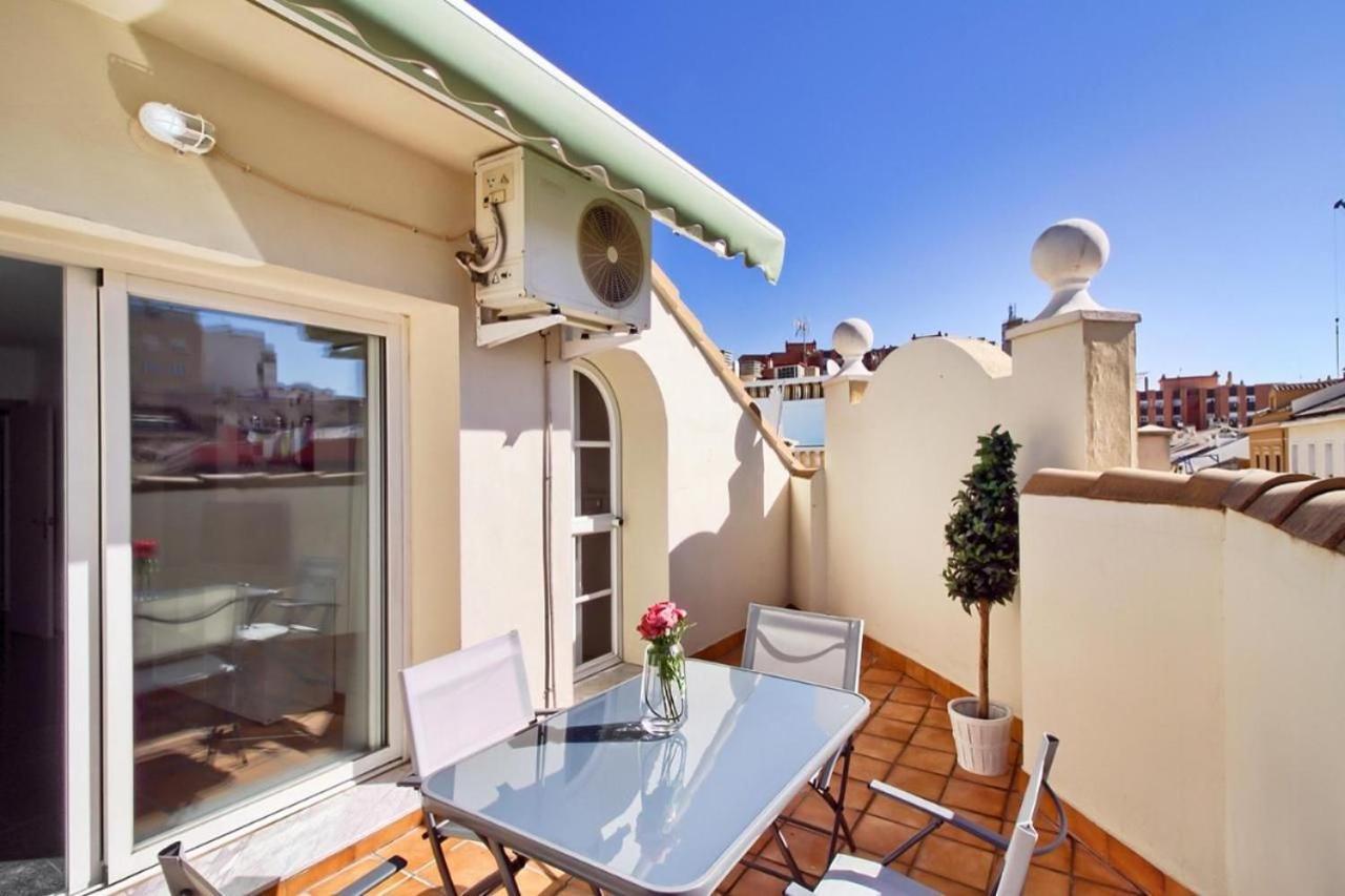 Atico Con Terraza Privada En Malaga Centro Apartment Exterior photo