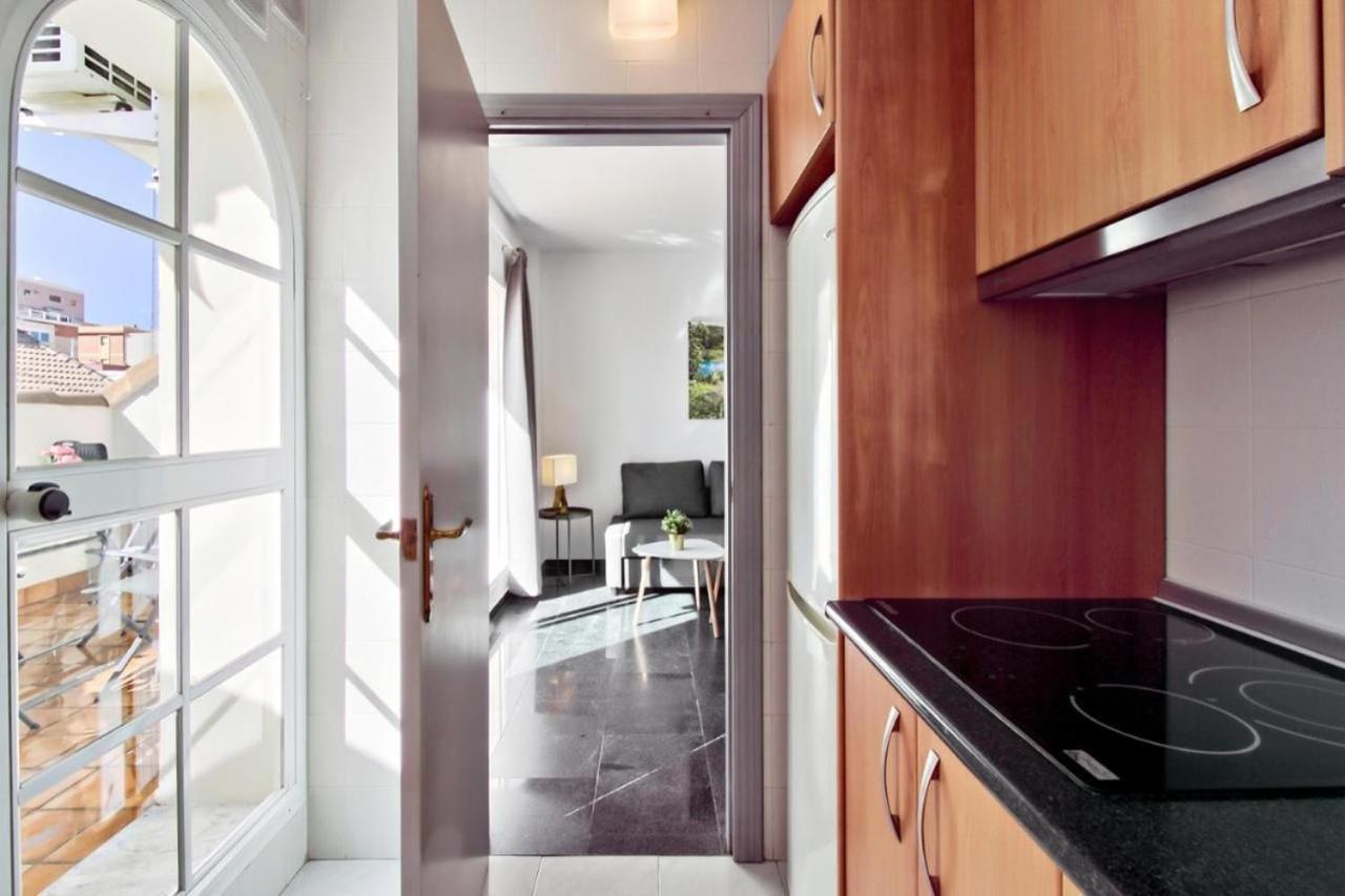 Atico Con Terraza Privada En Malaga Centro Apartment Exterior photo